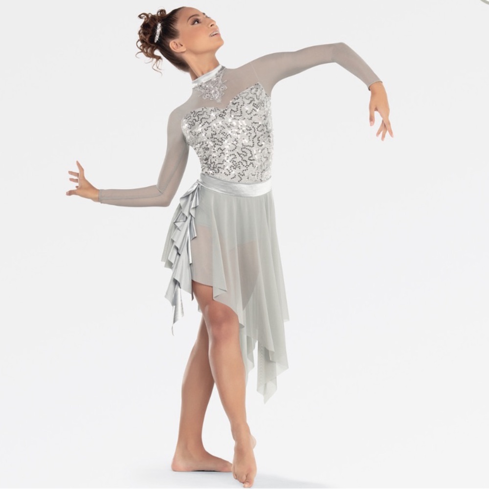 Revolution dance Embrace costume adult small